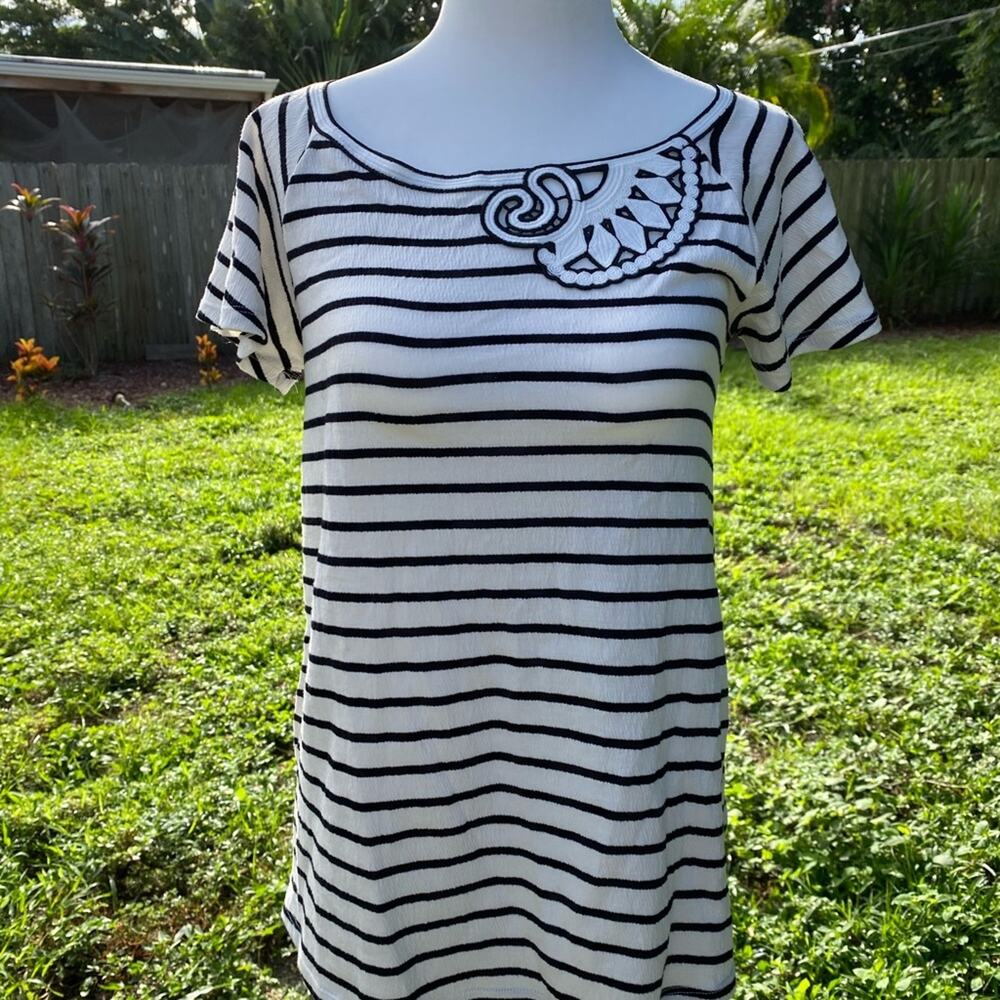 NWT Max studio black and white striped top